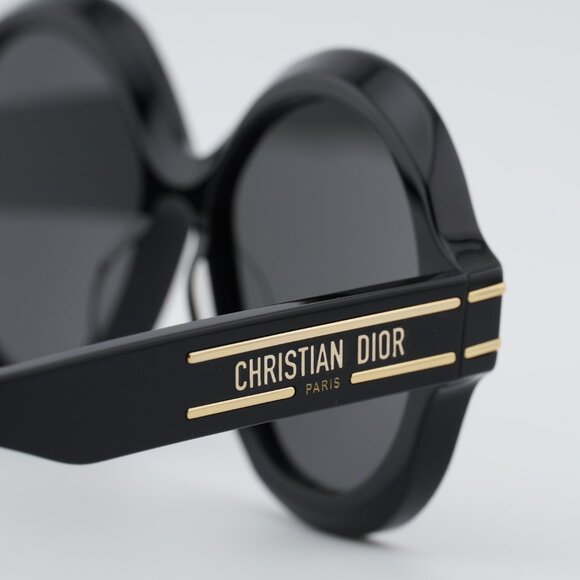 Dior DIORSIGNATURE R1U 10A0 Sunglasses Black Round Frame, Smoke Lenses main image 4